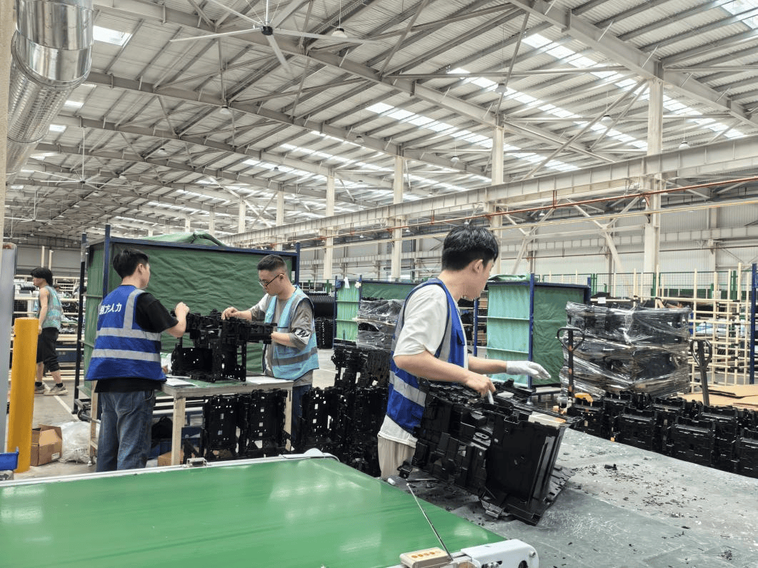 浙企创晖汽车入驻重庆，新能源汽车产业链再添强劲新引擎